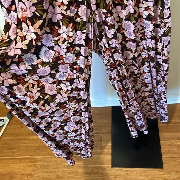 Jade by Johnny Was Pink and Black Floral V-Neck Flutter Sleeve Jumpsuit size S - Picture 3 of 9